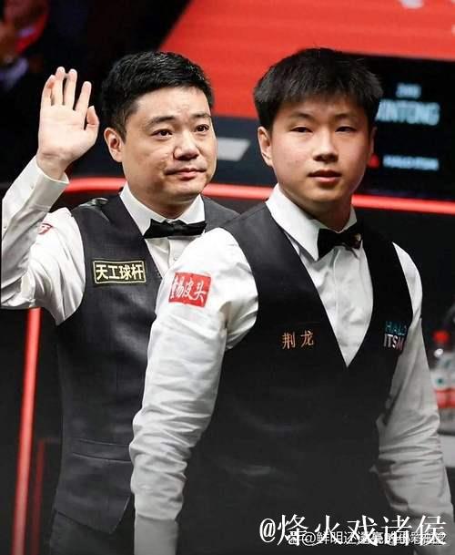 赵心童三破百6-1大胜丁俊晖,强势晋级上海大师赛四强 赵心童三破百6-1大胜丁俊晖,强势晋级上海大师赛四强